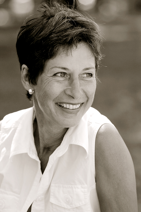 The Science Behind Invisalign: How Clear Aligners Move Your Teeth